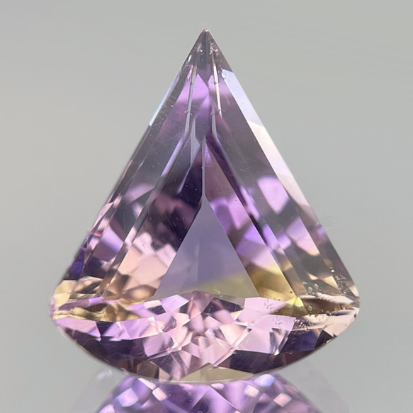 ソ付 アメトリン 3.270ct ルース 変形トリリアント 1枚目の画像