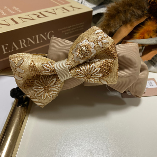 一点物）トリプルリボンインド刺繍リボンバナナクリップ ヘアクリップ