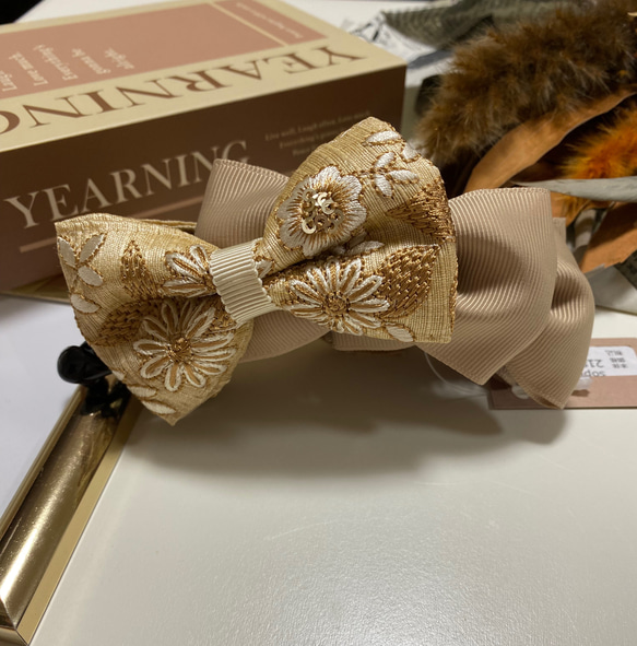 一点物）トリプルリボンインド刺繍リボンバナナクリップ ヘアクリップ