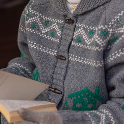 2色　ノルディック柄編み　暖かいウールのセーター/カーディガン　ゆったりシルエット【春秋冬】アイボリー/グレー 4枚目の画像