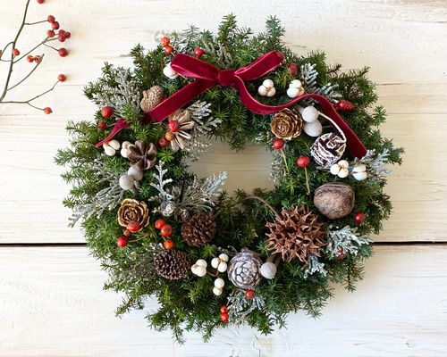 カスパリ♡可愛いクリスマス・ペーパーナプキン10枚＋8枚♡リース・リボン・りんご カスパリ♡可愛いクリスマス・ペーパーナプキン10枚＋8枚♡リース