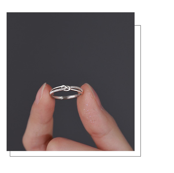 シルバー925 華奢　細め　 結び目　リング　指輪　silver925 フリーサイズ  大きさ調整可能 2枚目の画像