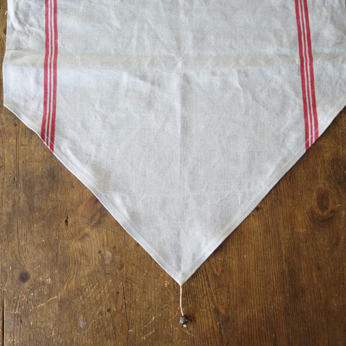 アンティーク風赤いラインのリネンテーブルランナー テーブルクロス