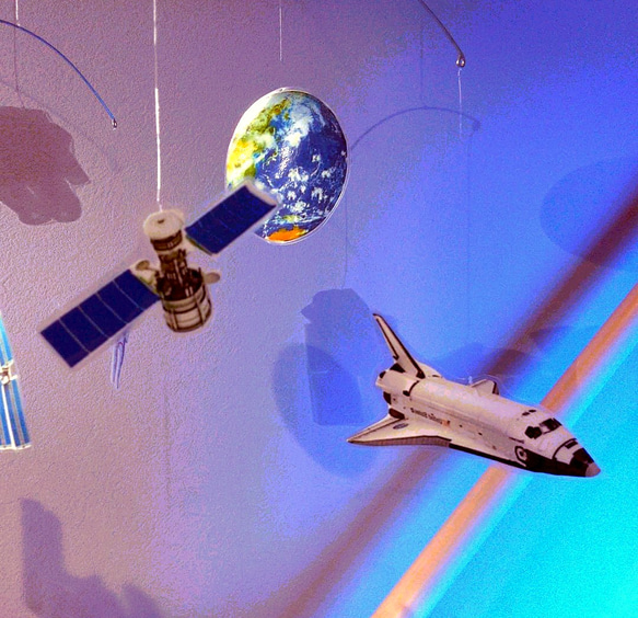 宇宙 モビール スペースシャトル 宇宙飛行士 5枚目の画像