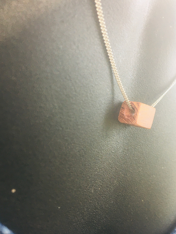 yakusugi cube necklace 2枚目の画像