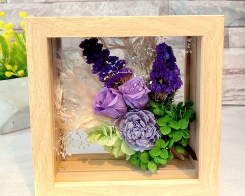 喜寿 古希のお祝いに＊フレームフラワー プリザーブドフラワー&ドライ