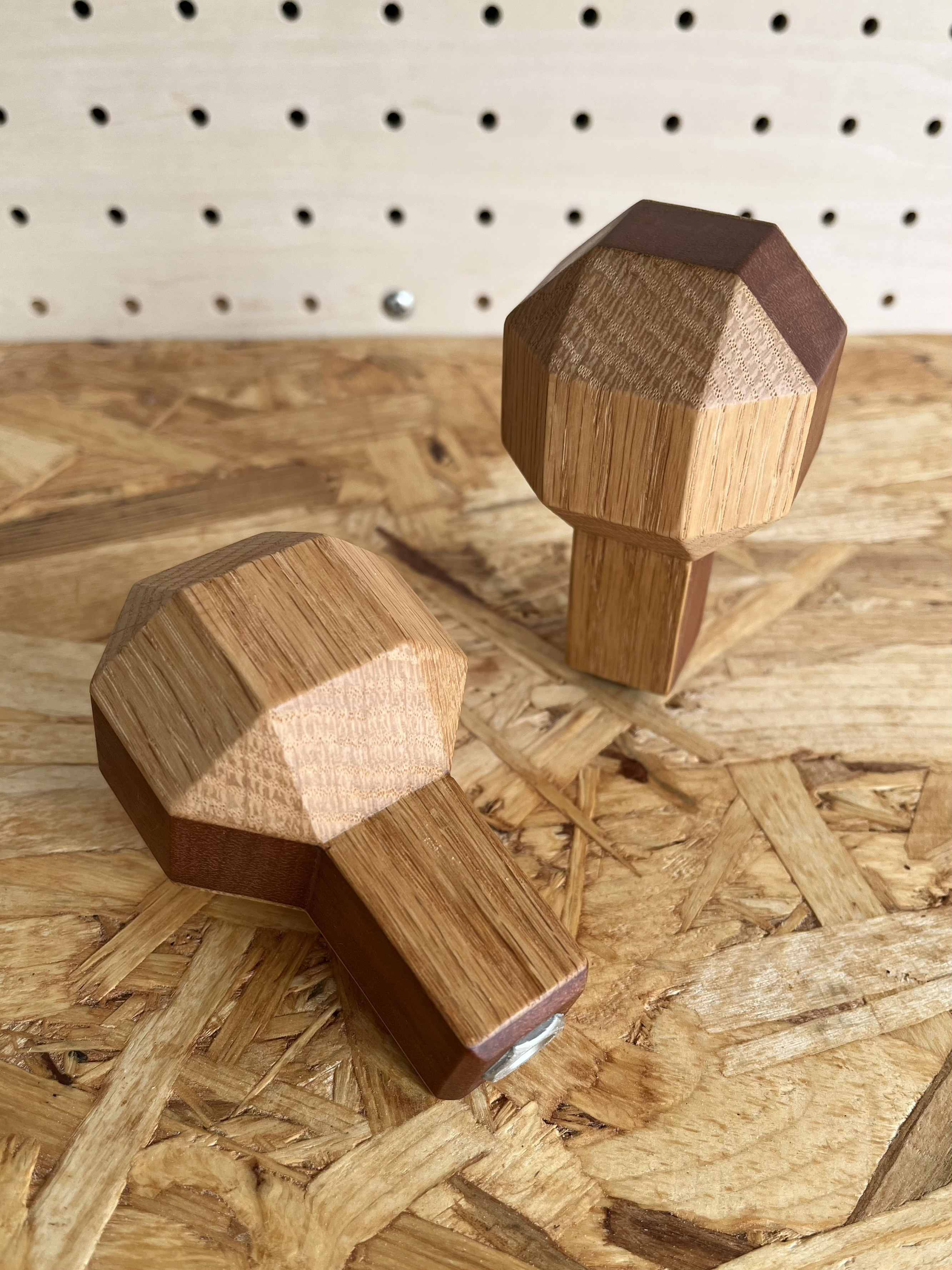 JIMNY ウッド　シフトパターンプレート　木材ブラックチェリー　ハンドメイド JIMNY ウッド シフトパターンプレート 木材ブラックチェリー