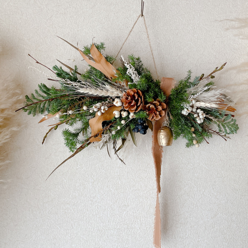 クリスマススワッグ ベル付き 横長スワッグ ドライフラワー スワッグ