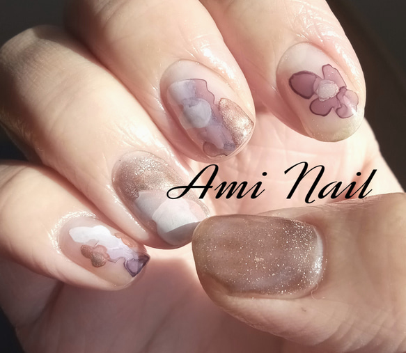 【匿名発送】ネイルチップ ニュアンス インク　秋フラワーフリルゴールドno.77 匿名発送】ネイルチップ ニュアンス インク 秋フラワーフリル