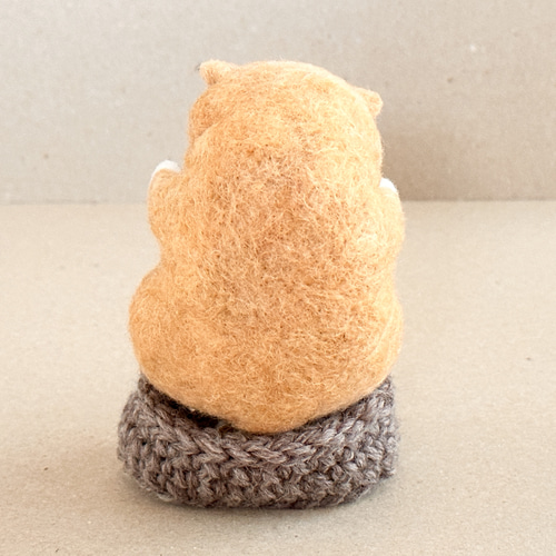 焼き芋にまみれてウハウハ♪赤柴犬さんの置物 羊毛フェルト Kirorin