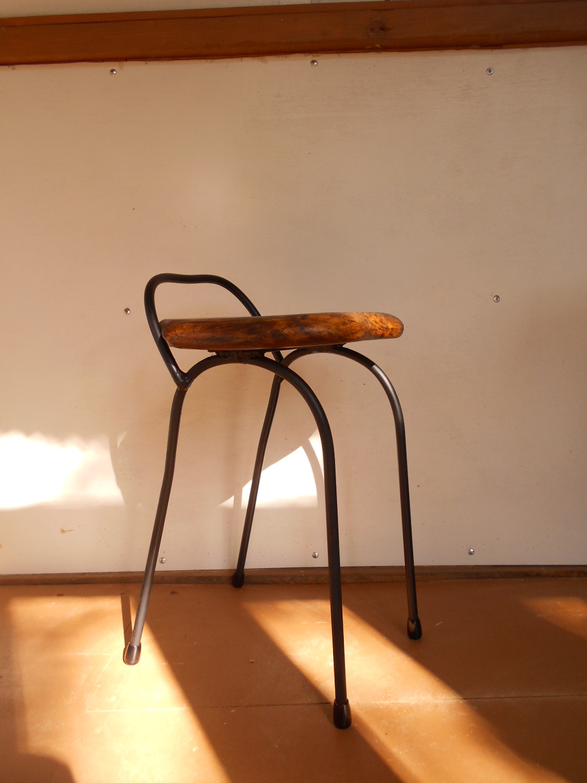 ヒノキアイアンイス　10-28　（僅かな高さ変更可能） 12,324円