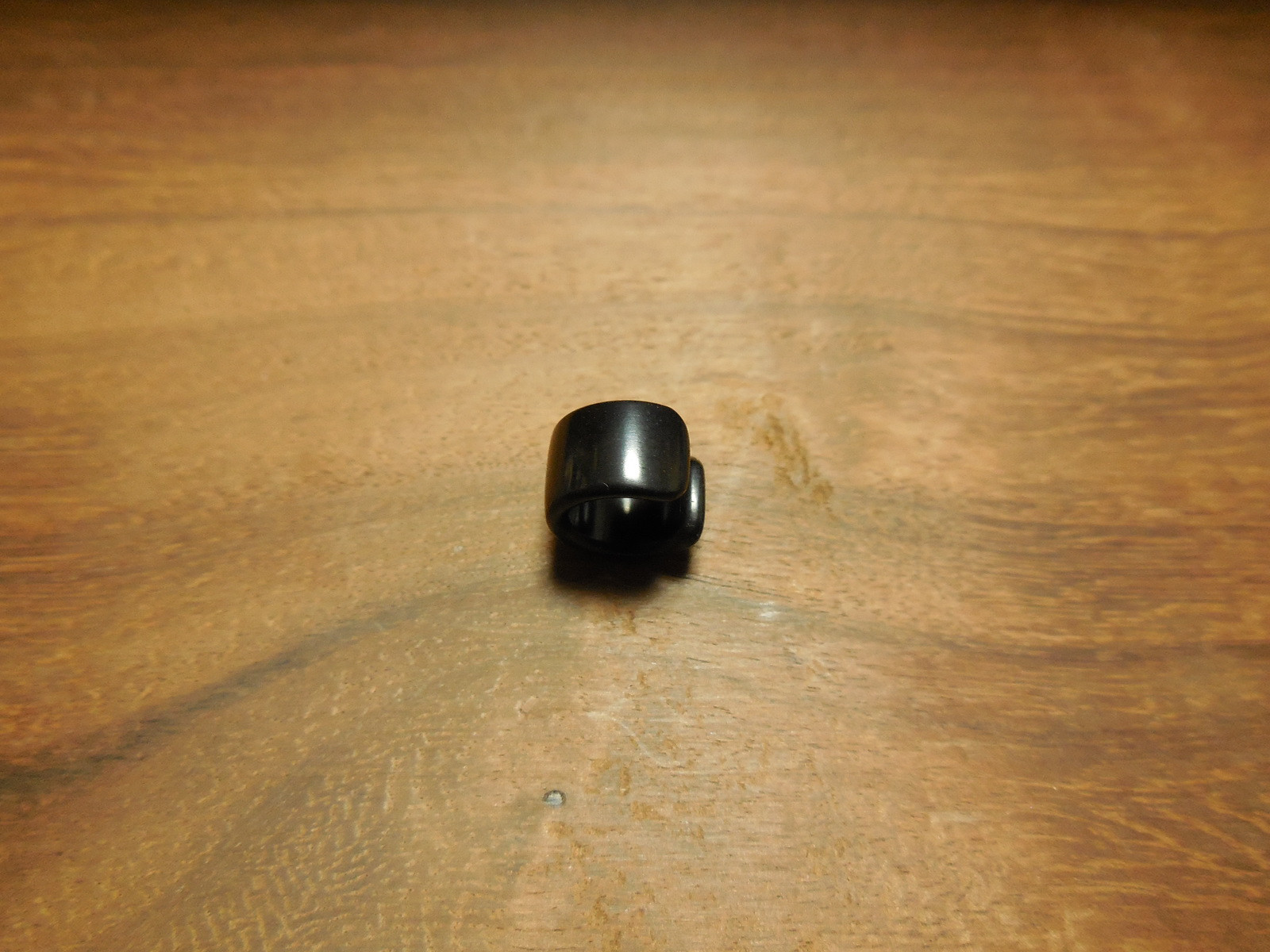 青黒檀のイヤーカフ Type2