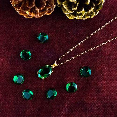 早割》大粒宝石質エメラルドシフトペンダント幸福をもたらす魔法の石