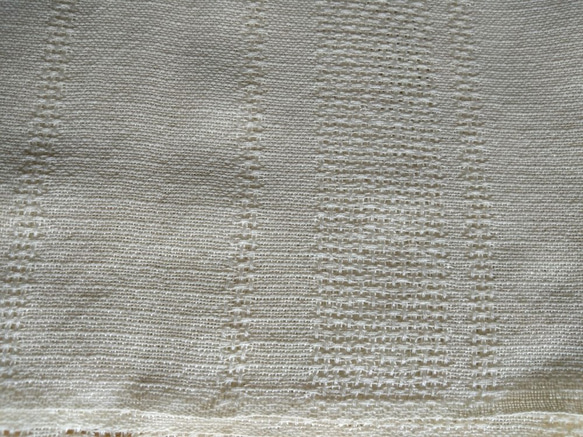 値下げ　シルクウールのキャンバス織のショール　生成り　エクリュ色　 3枚目の画像
