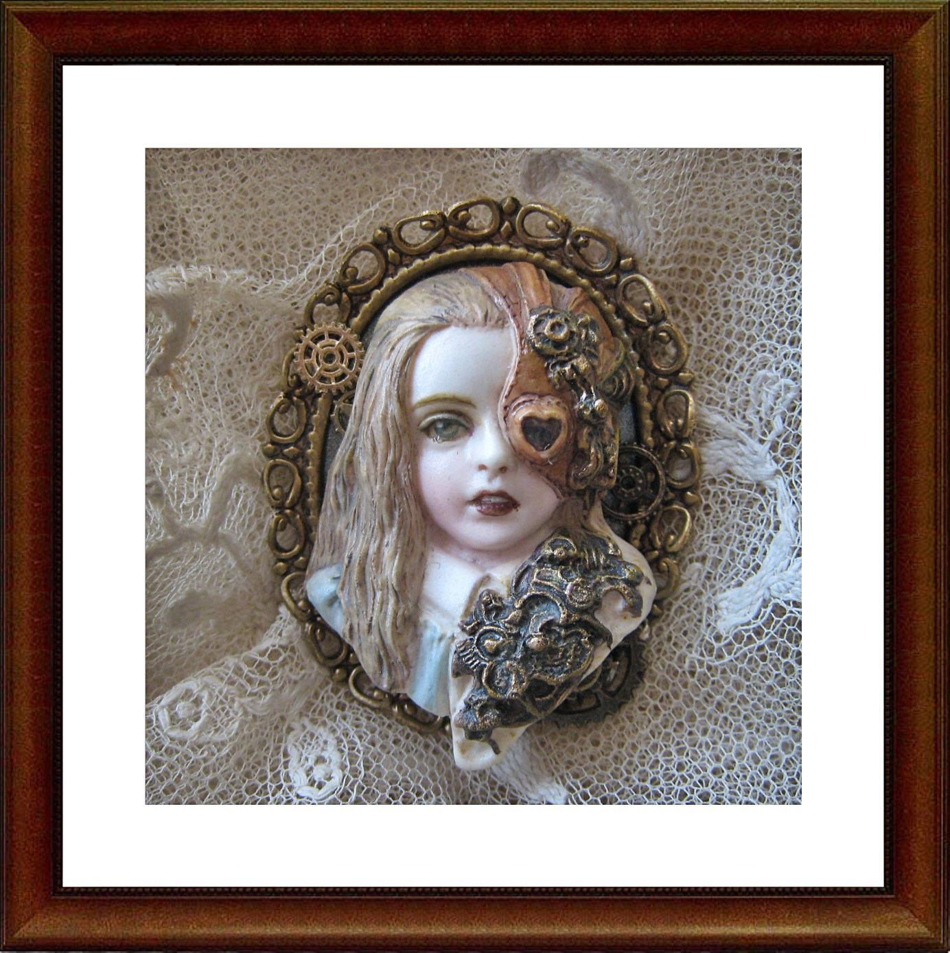 ~不思議の国の蒸気部屋~ アリス　立体画　金枠ブローチ仕様　不思議の国のアリス　スチームパンク　ゴーグルブローチ