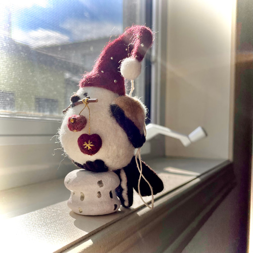 置物にもなる◎クリスマスオーナメント サンタ帽を被った