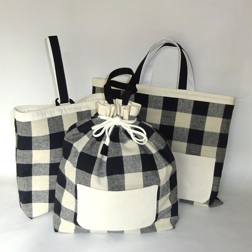 30×22 クールかわいいモノトーン ループエンド付きシンプルな巾着 巾着