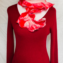 Mum羊毛氈手創作品--花花飾界圍巾/衣飾 第7張的照片