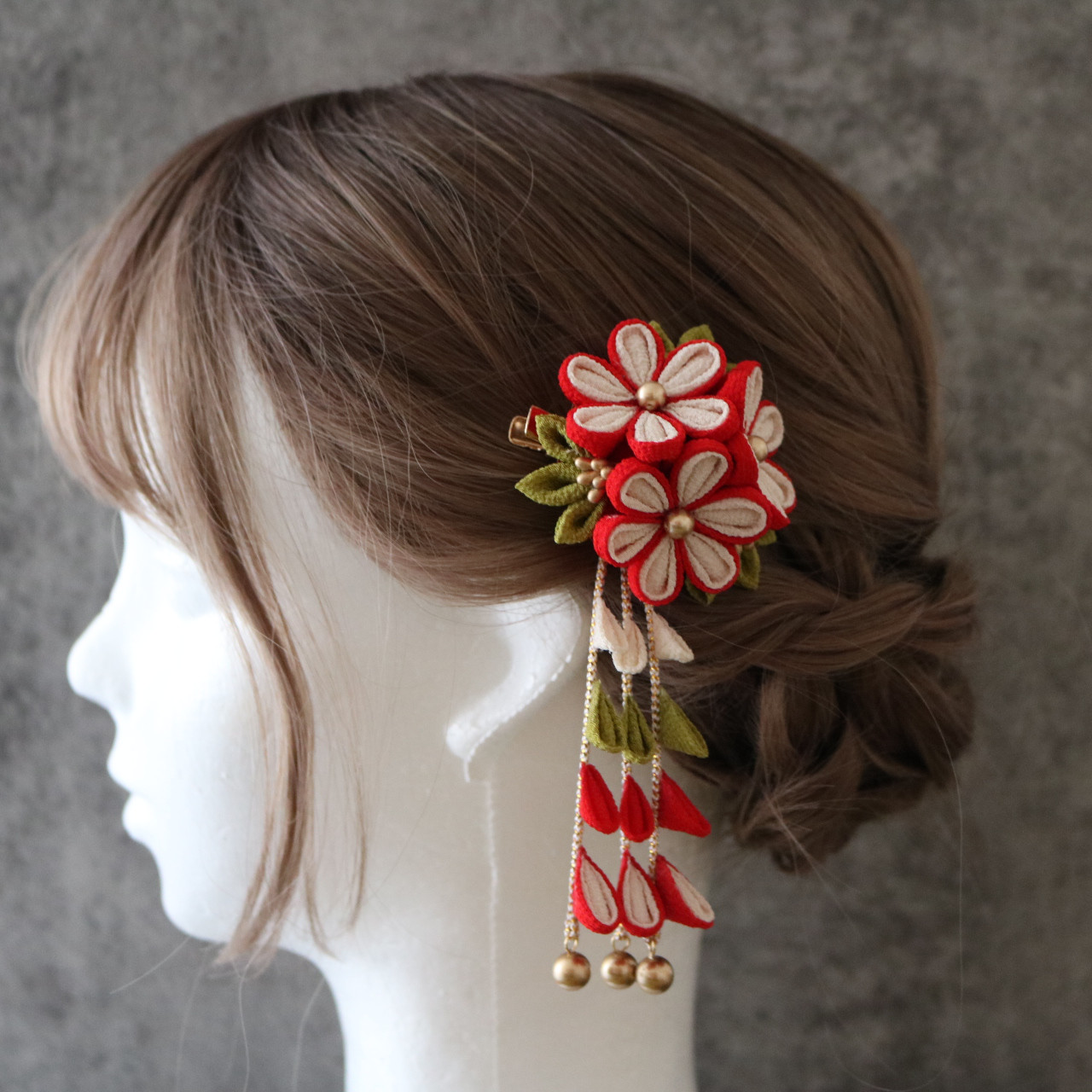 赤・オリーブ＊小花ブーケのクリップ付きかんざし ★ つまみ細工の髪飾り/浴衣・七五三・卒業式の袴・着物