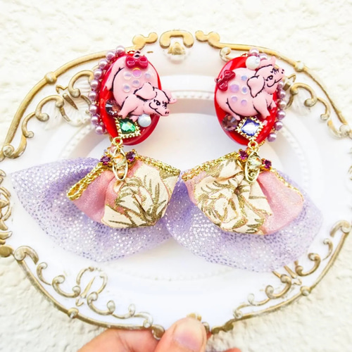 ブタちゃんポストピアス