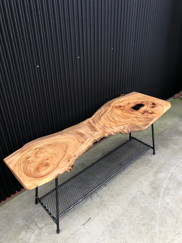 楠木一枚板のサイドテーブル 7枚目の画像