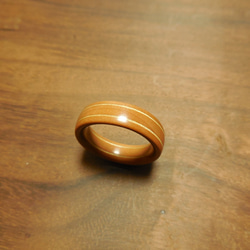 ペアーウッド(洋梨)とメイプルの指輪 1枚目の画像