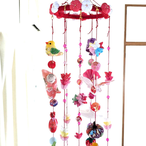 ちりめん細工の吊るし飾り お祝い 女の子の成長を願う✿つるし雛 ちりめん細工の吊るし飾り お祝い 女の子の成長を願う✿つるし雛