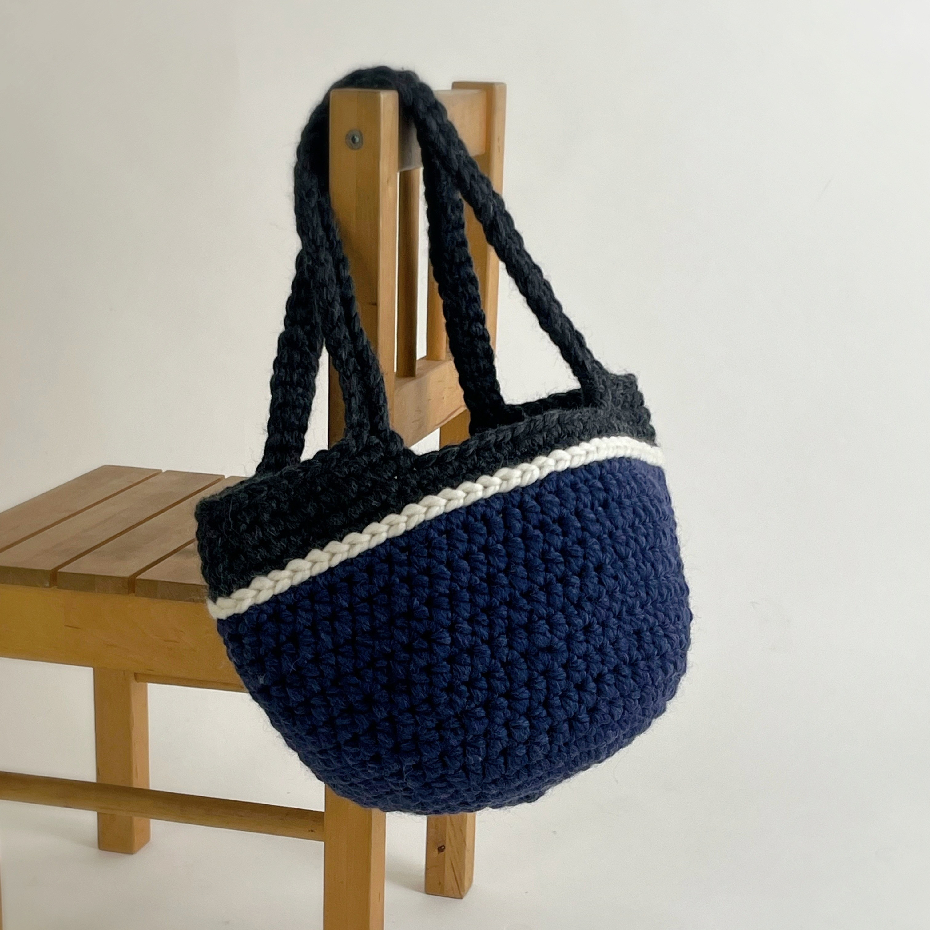 ざっくりニット編みバッグ