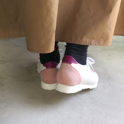 [甜美色彩] 經典設計與高品質真皮！ EMA 運動鞋/白色 x 粉紅色絨面革 x 紫色 第9張的照片
