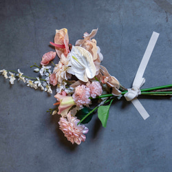 【今だけsale】大人可愛いピーチカラーブーケ  アーティフィシャルフラワー 結婚式 ブーケ 造花ブーケ 4枚目の画像