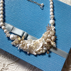 ビーズ刺繡　淡水パールのエレガントネックレス　ブライダル　コスチュームジュエリー 6枚目の画像