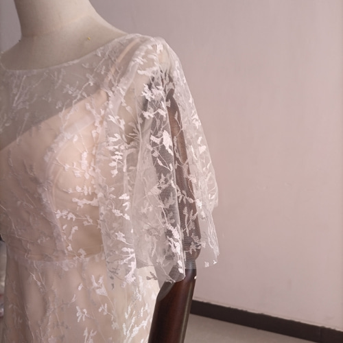 フランス風 薄シャンパンの色 パーティードレス シースルー袖 繊細  