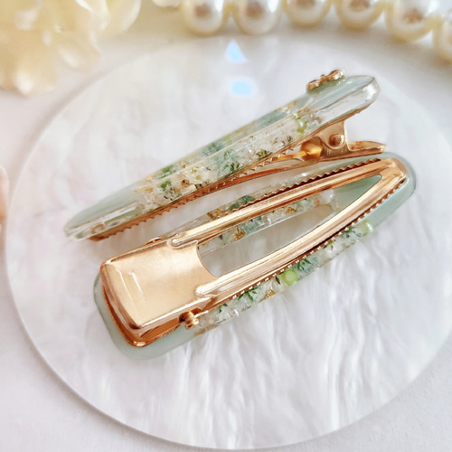 花束ヘアゴム くすみグリーン ハンドメイド レジン リボン お花 緑 ニュアンス 花束ヘアゴム くすみグリーン ハンドメイド レジン リボン お花 緑