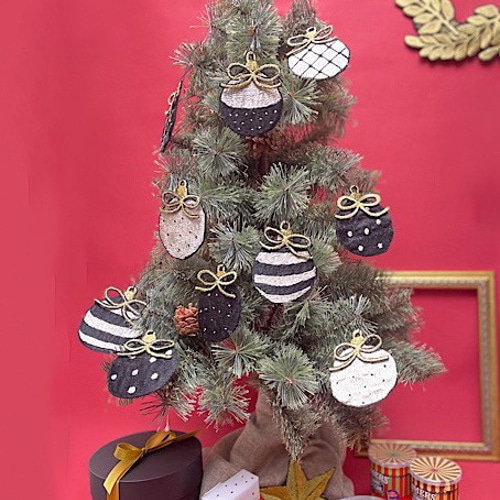 クリスマスボール刺繍オーナメント10個セット その他インテリア クリスマスボール刺繍オーナメント10個セット その他インテリア