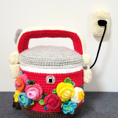 毛糸雑貨 昭和レトロ 花柄電子ジャー(赤) (小物入れ, 置物