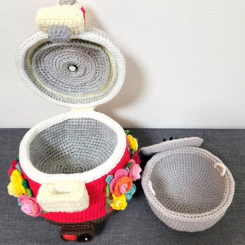 毛糸雑貨 昭和レトロ 花柄電子ジャー(赤) (小物入れ, 置物