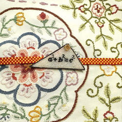 ピタゴラスの定理(abc)のブローチ/金茶 ＊オートクチュールビーズ刺繍 8枚目の画像