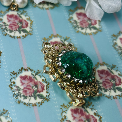 エメラルドちっくブローチ 指輪・リング 雅楽大や 通販 16770955