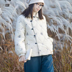 可憐な花刺繍と手作りボタン 中綿ジャケット ポケット付き【春秋