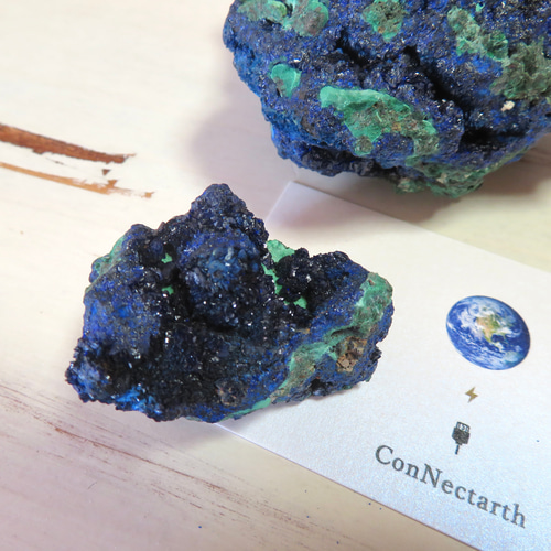 美しい鉱物標本】地球のかけらのようなアズライト（マラカイト共生