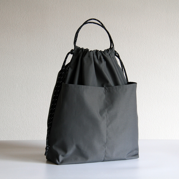 Daily Draw Bag : Charcoal / Black 1枚目の画像