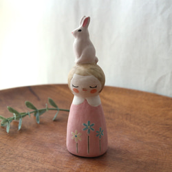 陶器で作った人形   noru doll ( ノルドール )  　白いうさぎ 3 2枚目の画像