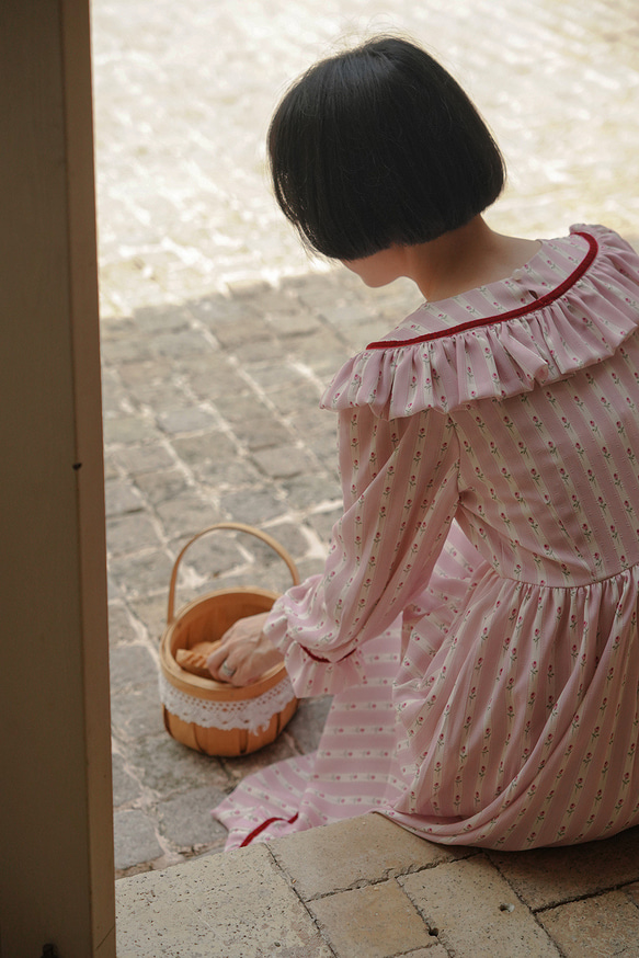 玫瑰粉色 法式少女甜美翻領洋裝 宮廷風連身裙 含棉質裡佈防透光 第7張的照片