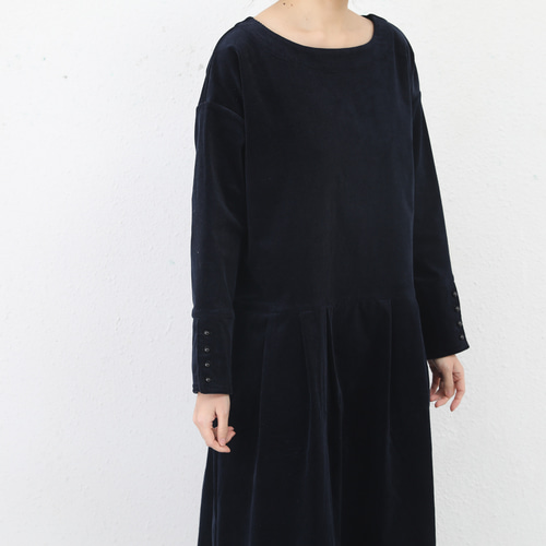 即納】（再販×8）コーデュロイ タック ゆったり ワンピース・ネイビー