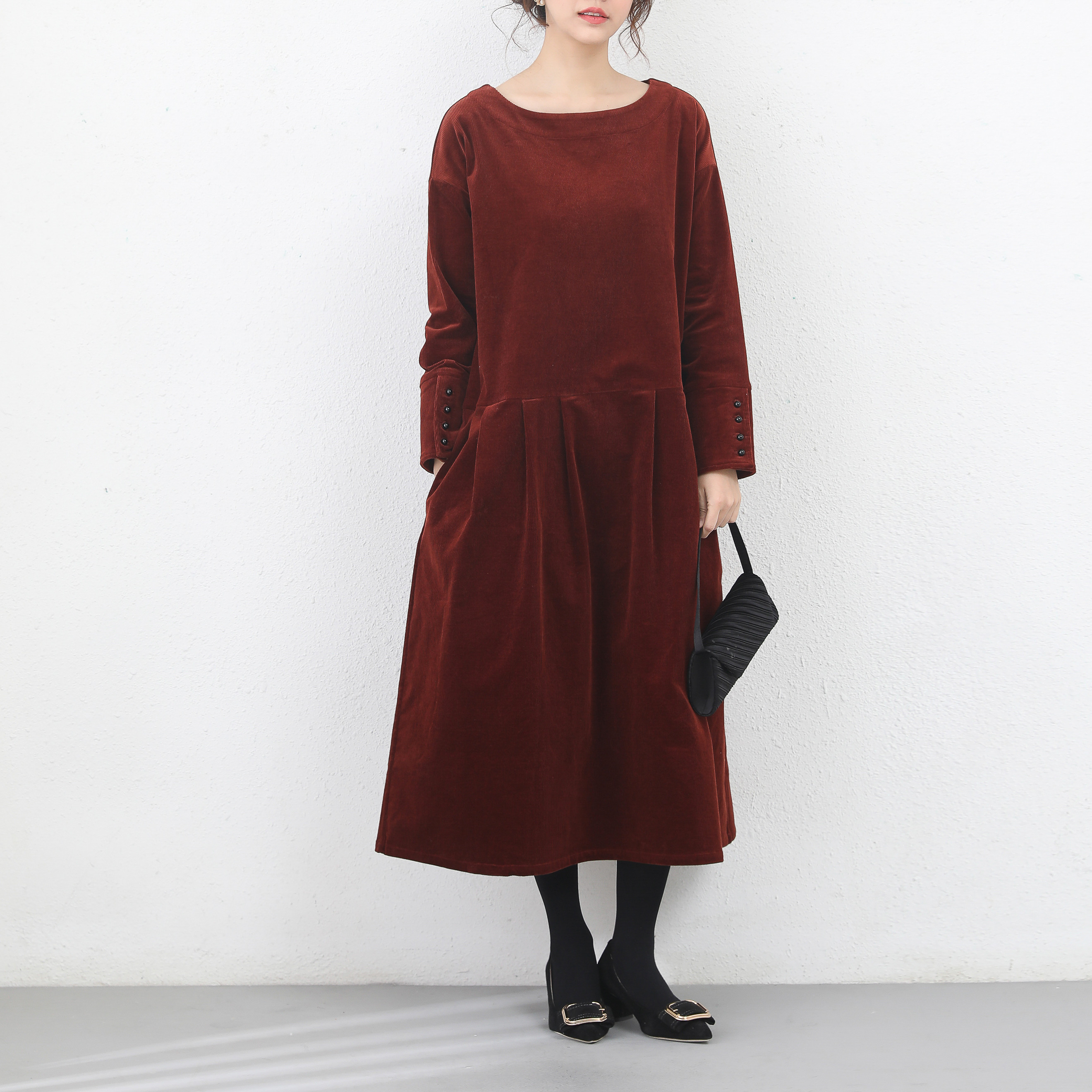 （即納）裾上げ無料♪サイズオーダー可♪コーデュロイ　タック　ゆったり　ワンピース・ワインレッド