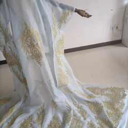 美容產品！透明紗內掛與服罩衫蕾絲羽織婚紗改色淺藍色精緻刺繡 第5張的照片