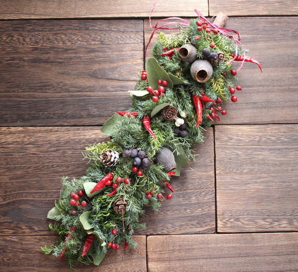 赤い実たっぷりクリスマスリース＊縦長グリーンwreathe◎40センチ  