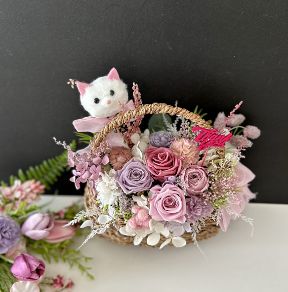 ご結婚お祝いやプレゼント♡籠バッグフラワーアレンジ「受注制作」 5枚目の画像