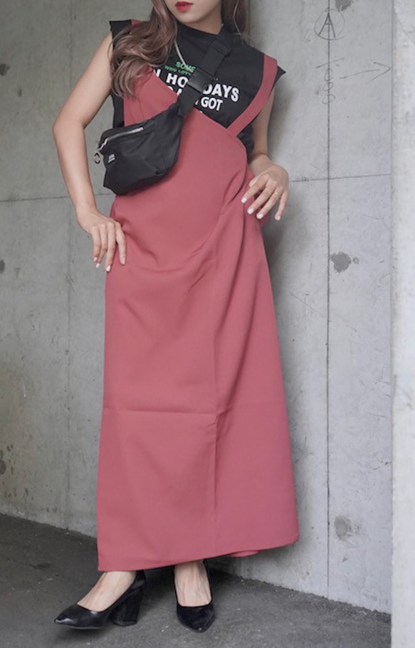 2type Strap Long Jumper Skirt (pink) ロング丈ワンピース レッド 赤 カジュアル 1枚目の画像