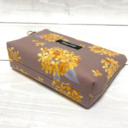 激レアパネル生地　ハンドメイド　フラットポーチDカン付き 激レアパネル生地 ハンドメイド フラットポーチDカン付き 激レアパネル